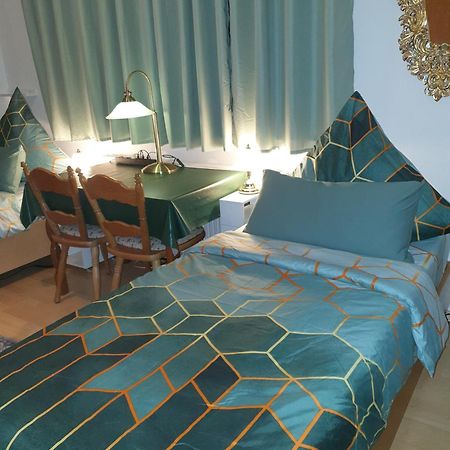 Zimmer Hohbuch Mit Achalmblick Reutlingen Dış mekan fotoğraf